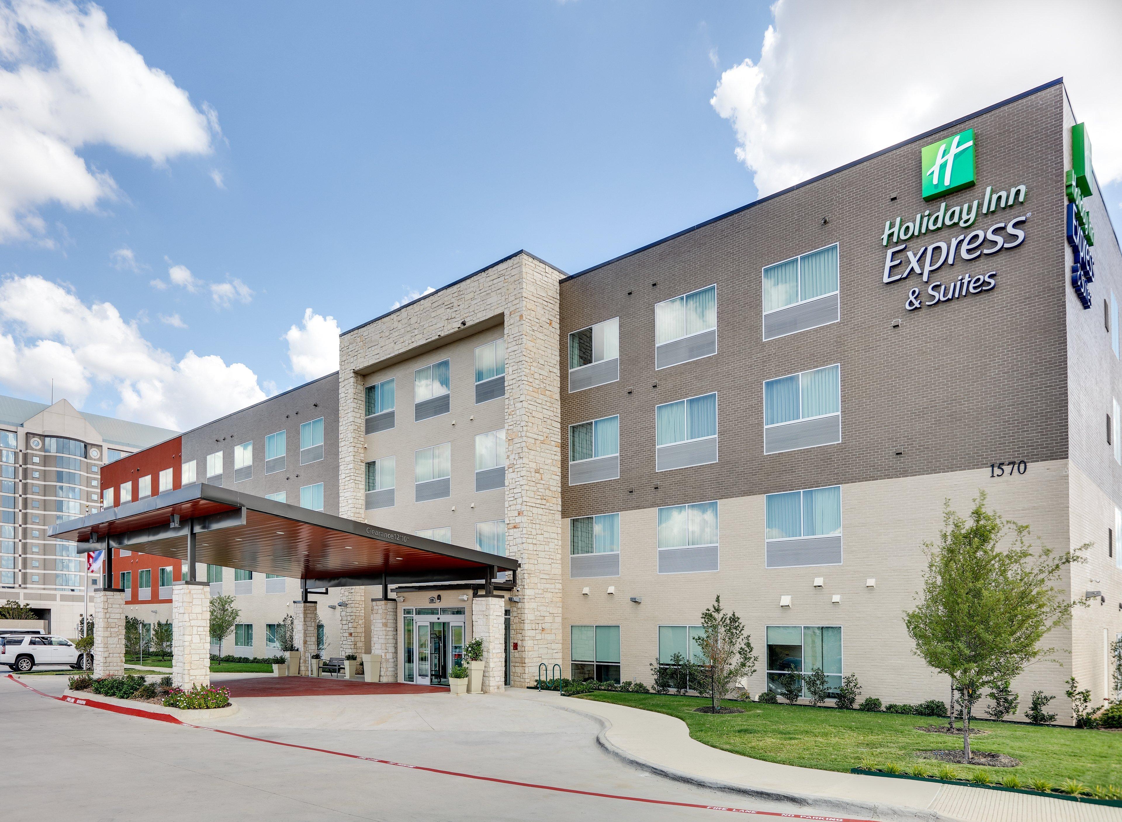 Holiday Inn Express & Suites Dallas Nw - Farmers Branch By Ihg Exterior photo