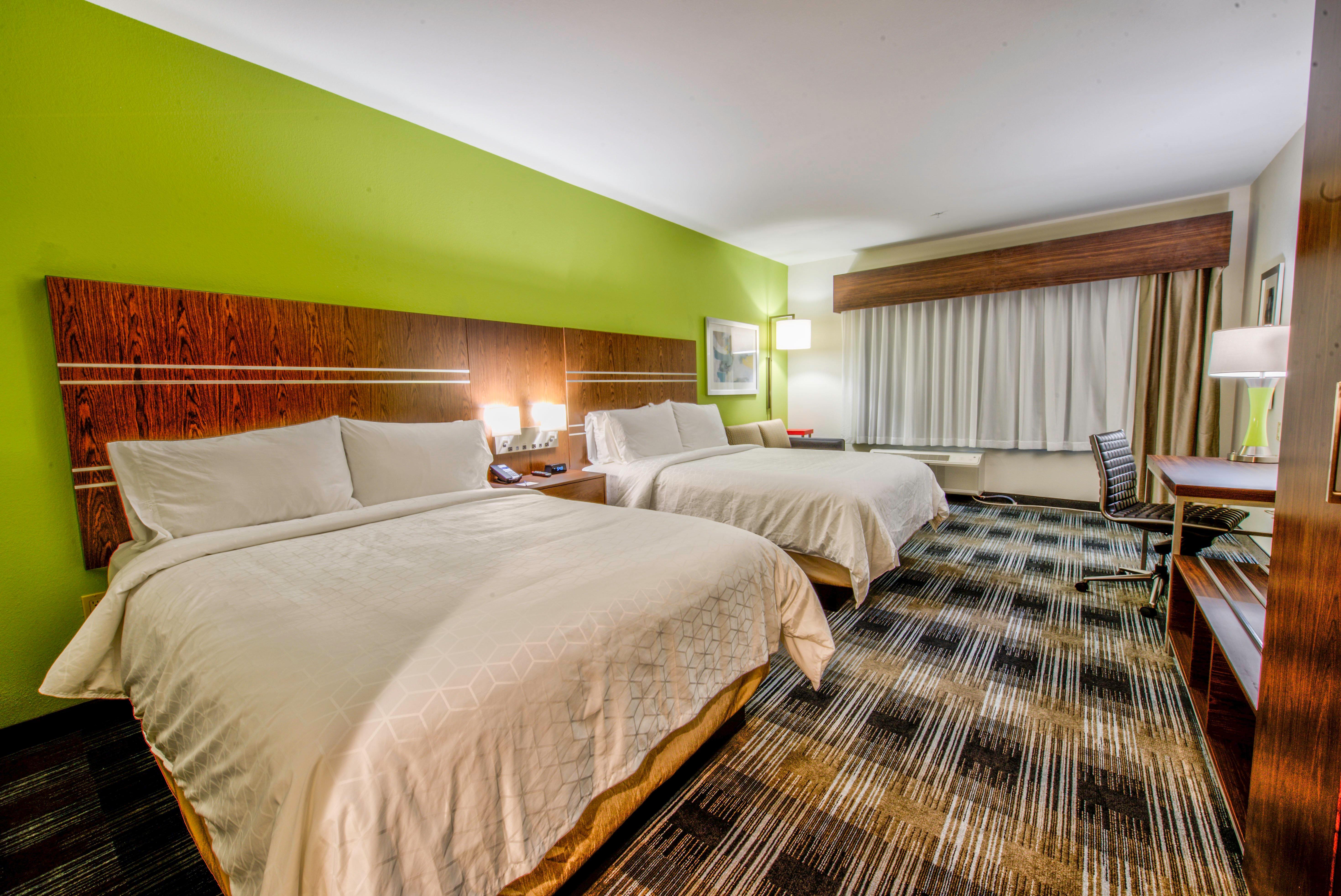 Holiday Inn Express & Suites Dallas Nw - Farmers Branch By Ihg Exterior photo